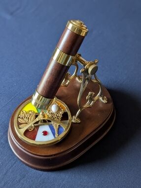 Kaleidoscope Wind Up Music Box Rotating Wood Brass Stained Glass